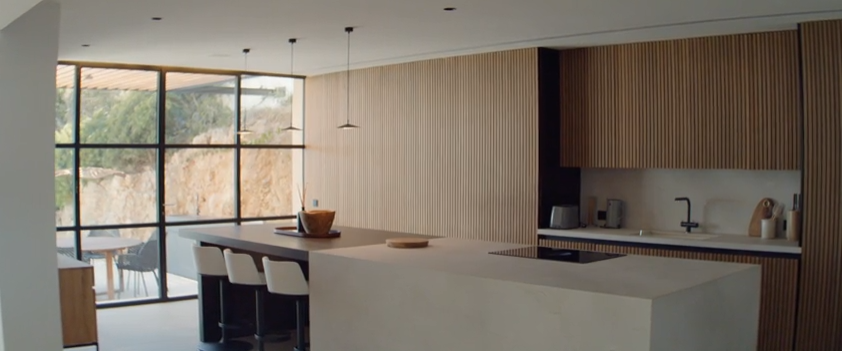 How Wood and Stone Bring Warmth to Contemporary Kitchens