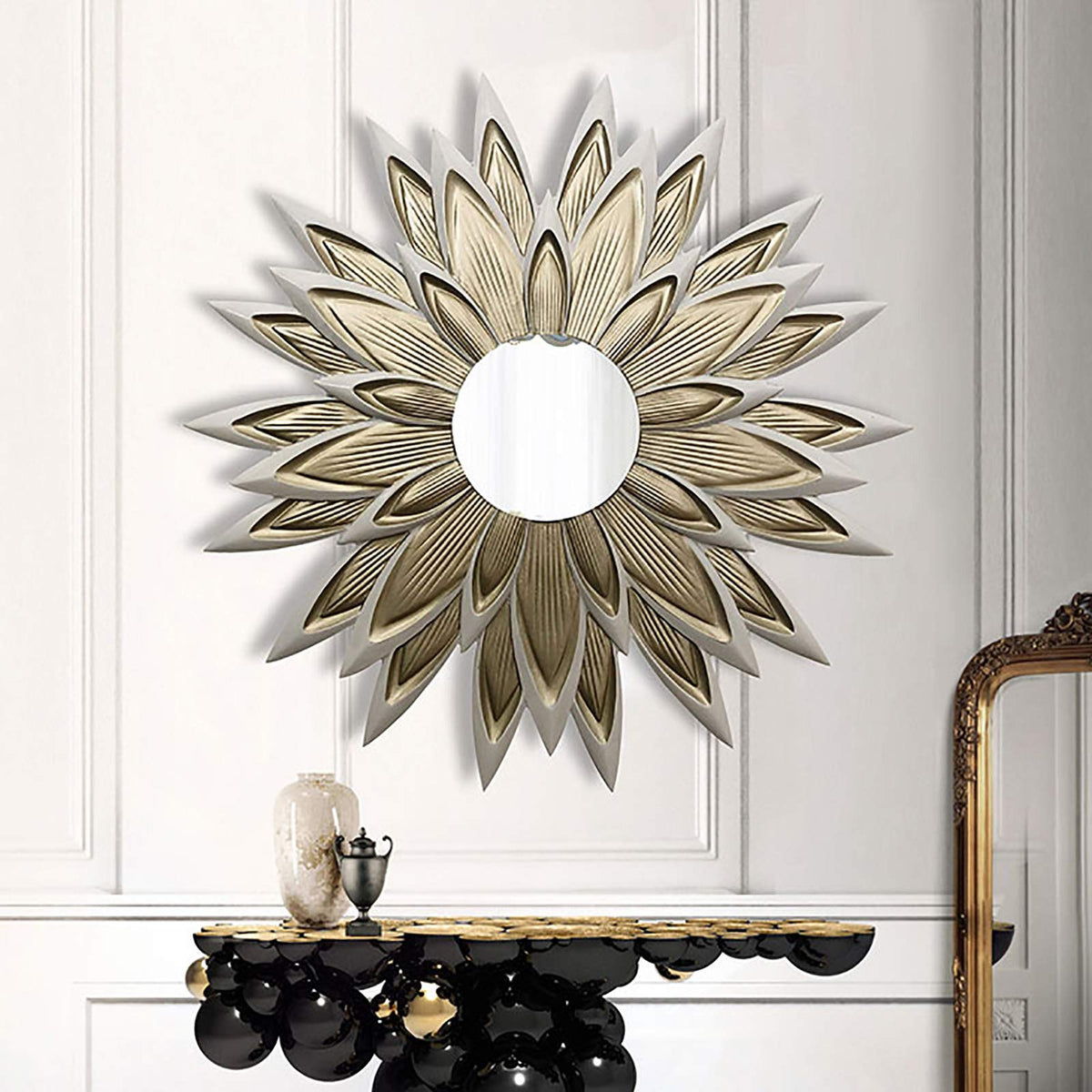 Flower-Shaped Decorative Metal Wall Mirror for Entryway
